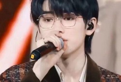 宋亚轩爆料穿搭视频大全,时尚达人穿搭视频大盘点