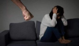 明星家暴爆料热搜视频在线观看,明星家暴事件全程回顾