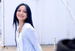 张韶涵爆料母亲道歉视频,感人视频引发网友热议