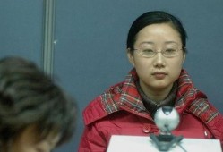 河南女教师爆料新闻,揭露教育行业潜规则，引发社会关注